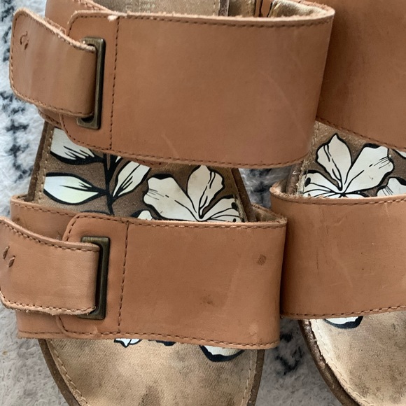 Naturalizer N5 Contiur woman’s tan sandals size 7.5 - Picture 2 of 9